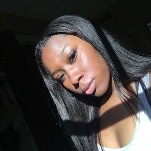 Meet your Posher, Deanna